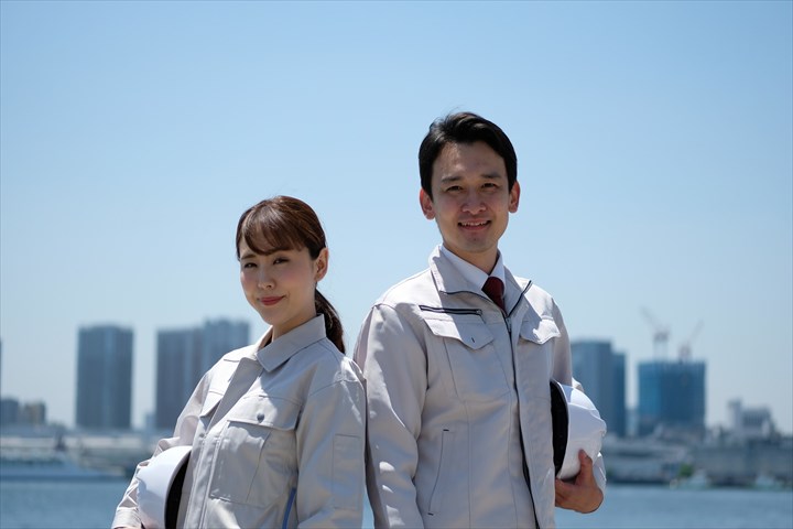 03_構内作業員系】54783964_M_R.jpg