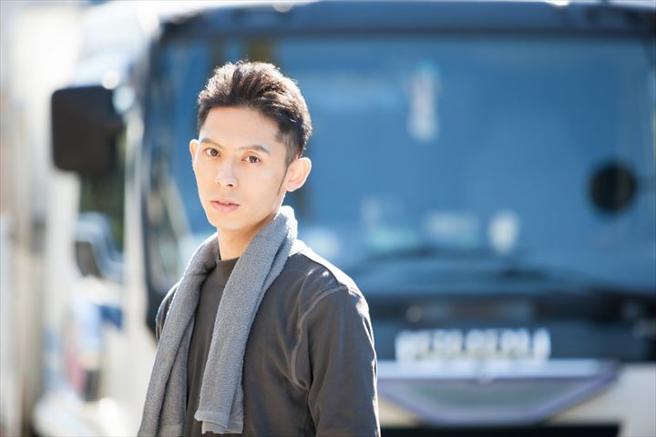 《筑西市》週払いOK・大型アームロール車での鉄スクラップなどの産廃回収ドライバー！（高時給・土日祝休み）