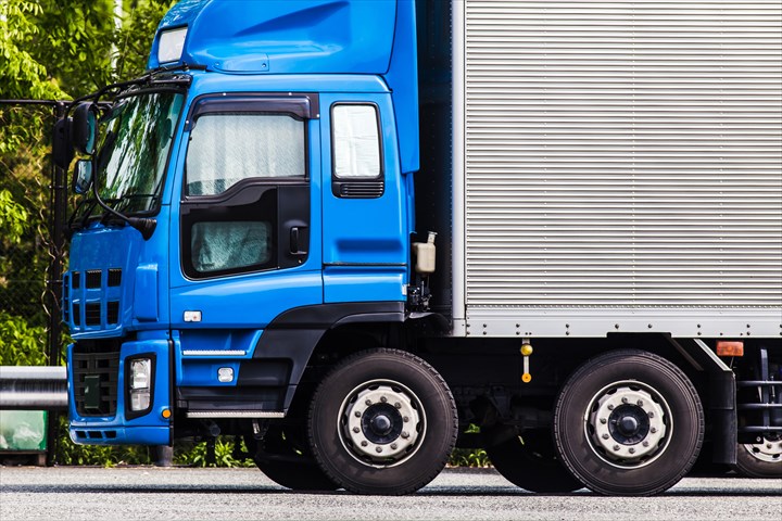 《横浜市金沢区》週払いOK・2ｔ～大型車での事業系廃棄物の回収ドライバー！（Web面接OK・土日祝休み）