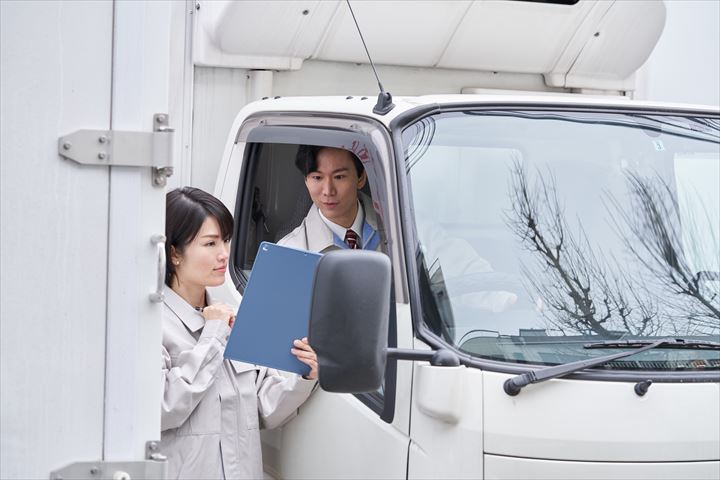 《和歌山市》週払いOK・2ｔ～4ｔ車での車両移動ドライバー！（土日休み・運転メイン）