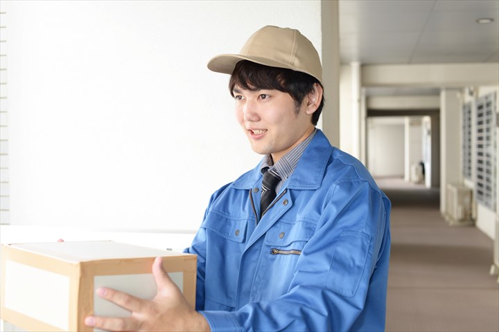 《江東区》週払いOK・普通車での個人宅への雑貨の配送ドライバー！（Web面接OK・2025年12月18日迄の短期）