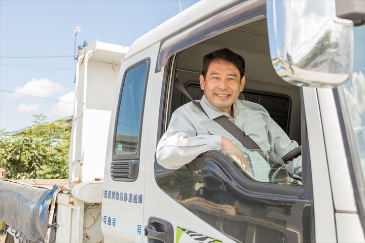 《北区》週払いOK・2ｔ～3ｔ車での工場などへの金属配線の配送ドライバー！（高時給・土日祝休み）