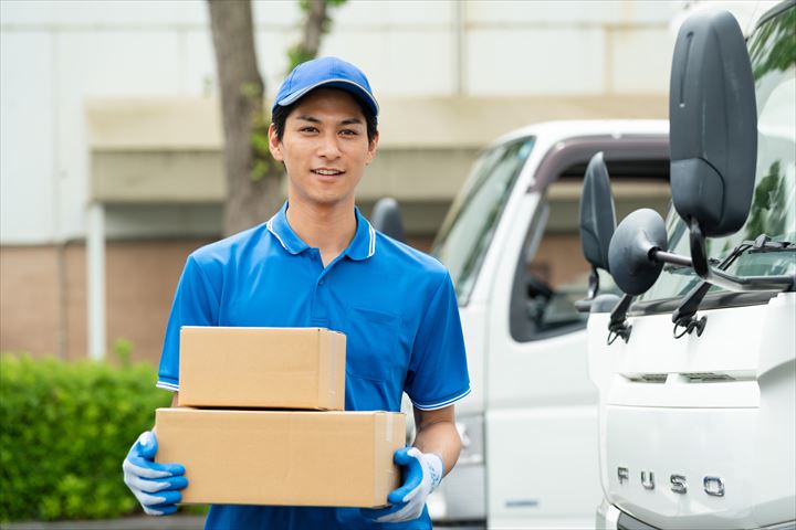 《小野市》週払いOK・2ｔ車での企業向け一般貨物の集配ドライバー！（土日祝休み・日勤）