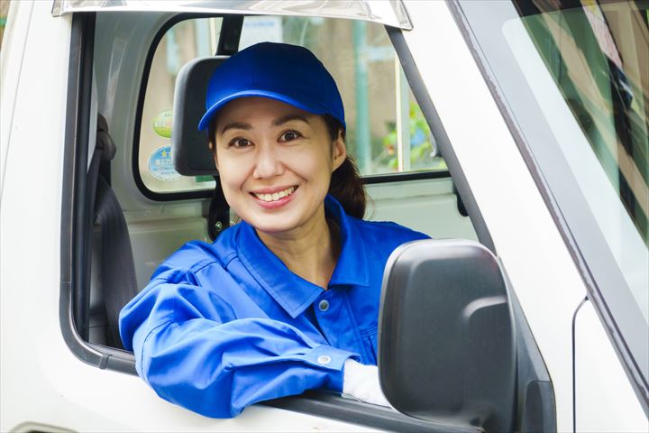 《川崎市麻生区》週払いOK・1.5ｔ車での電気機器の配送ドライバー！（Web面接OK・土日祝休み）