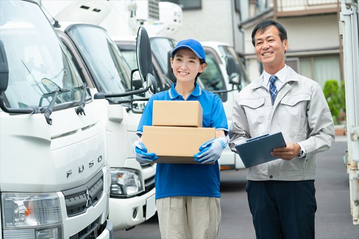 《西宮市》週払いOK・2ｔワイド車での洋菓子の店舗配送ドライバー！（Web面接OK・高時給）