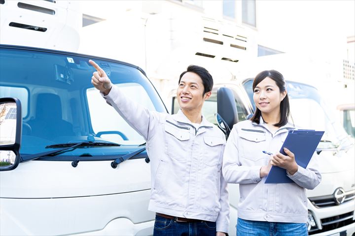 《大阪市西淀川区》週払いOK・4ｔ車での常温商品の店舗配送ドライバー！（高時給・出勤日数の相談可）