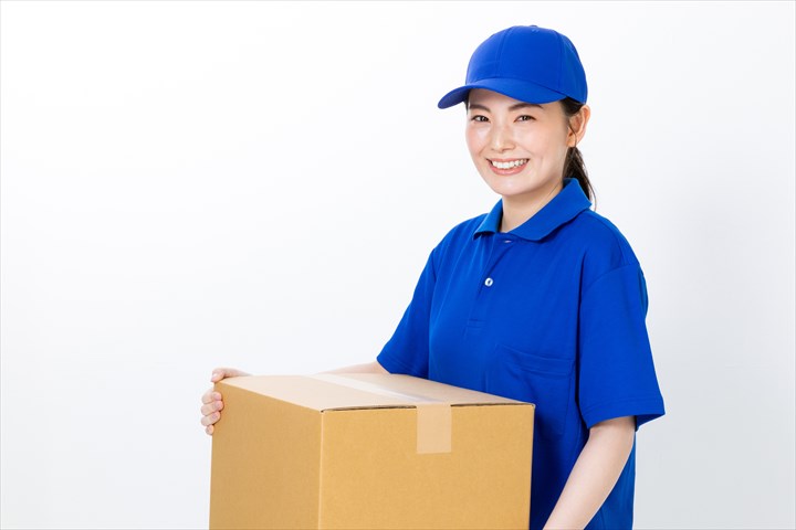 《市川市》週払いOK・3ｔ車でのフローズン商品のコンビニ配送ドライバー！（Web面接OK・高収入）