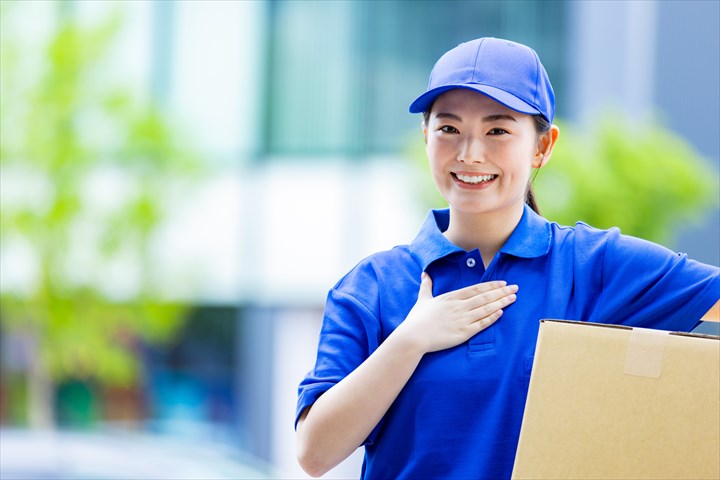 《茨木市》週払いOK・ハイエースでのスーパーへのドーナツ配送ドライバー！（AT限定・短時間6:00～10:30）