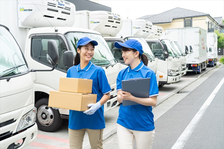 《大阪市住之江区》週払いOK・2ｔワイドロング車でのスーパーなどへの食品の配送ドライバー！（Web面接OK・土日祝休み）