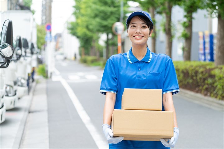 《安八郡輪之内町》週払いOK・3ｔロング車でのコンビニ商品の配送ドライバー！（残業ほぼなし・週4日）