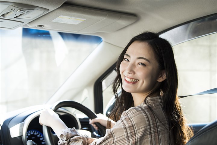 《中央区》週払いOK・1BOXでの英会話教室利用者の送迎ドライバー！（土日祝休み・高時給）