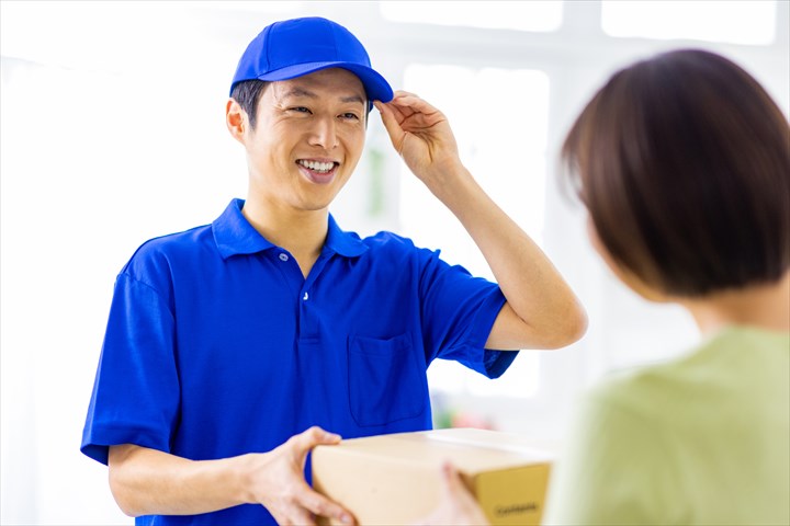 《江戸川区》週払いOK・普通車での文書や軽貨物などの営業所への集配ドライバー！（AT限定OK・土日祝休み）