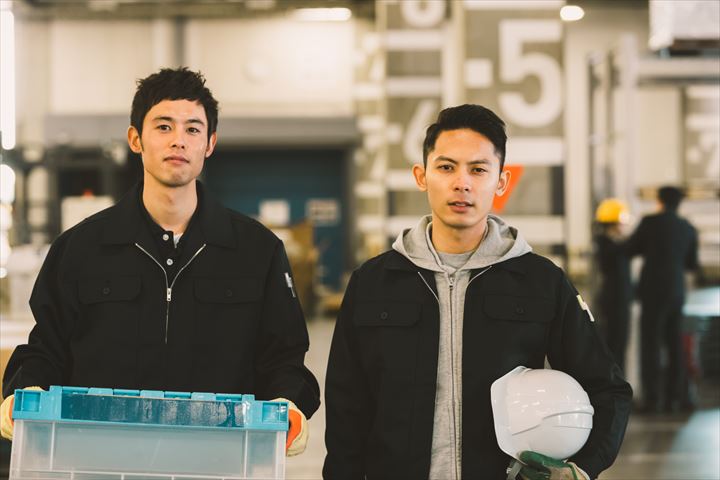 《駿東郡清水町》週払いOK・一般貨物の仕分け作業スタッフ！（未経験歓迎・土日祝休み）