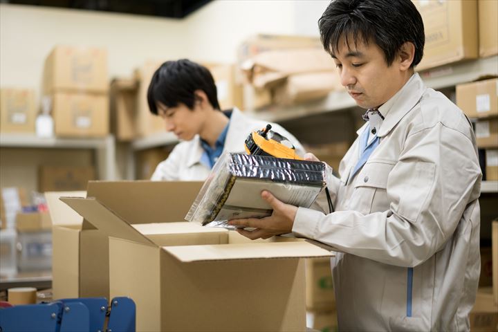 《掛川市》週払いOK・一般貨物の仕分け作業スタッフ！（未経験OK・土日祝休み）