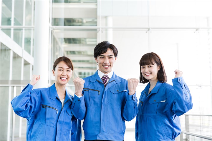 《新宿区》週払いOK・市場内でのピッキング作業スタッフ！（Web面接OK・週休2日）