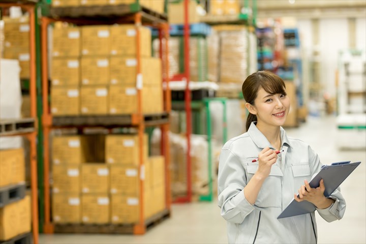 《海老名市》週払いOK・倉庫内でのパン製品の仕分け作業スタッフ！（未経験歓迎・週休2日）