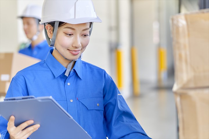 《姫路市》週払いOK・物流倉庫内での仕分けや積込み作業スタッフ！（未経験OK・土日祝休み）