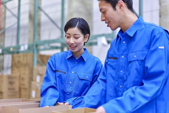 《横浜市神奈川区》週払いOK・青果市場での食品の荷捌き作業スタッフ！（Web面接OK・未経験OK）