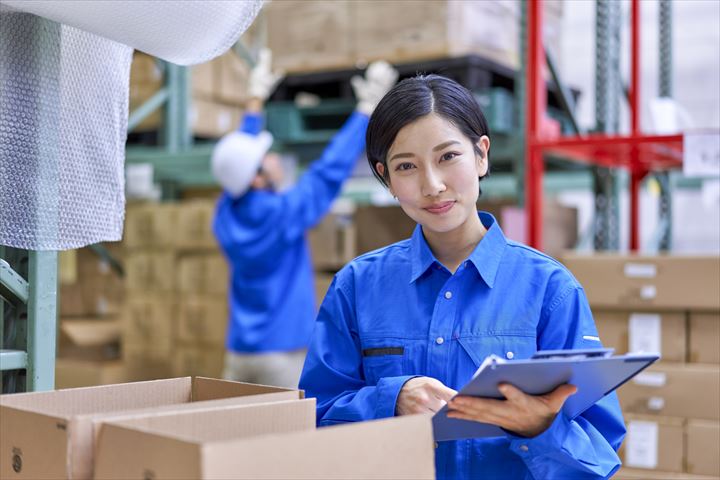 《浜松市東区》週払いOK・一般貨物の仕分け作業スタッフ！（未経験歓迎・土日祝休み）