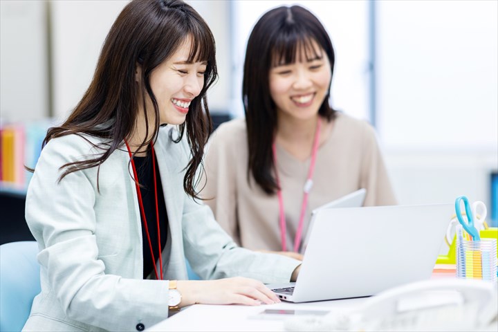 《中央区》週払いOK・水産物を取り扱う法人でのデータ入力スタッフ！（短時間7:00～12:00・扶養内OK）